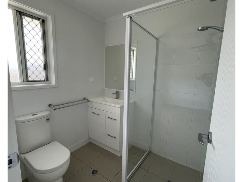 3 Periwinkle Crescent, Toogoom QLD 4655