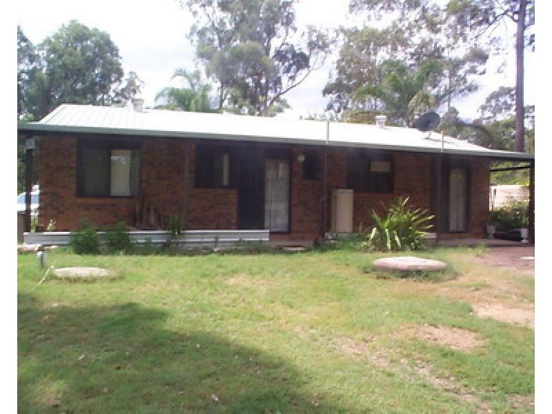 17 MILLER CRESCENT, Burrum Heads QLD 4659