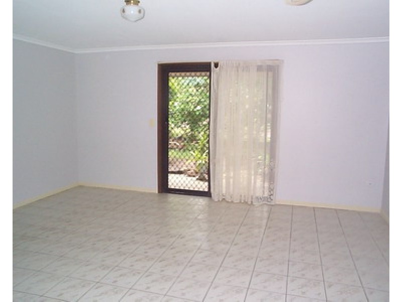 17 MILLER CRESCENT, Burrum Heads QLD 4659