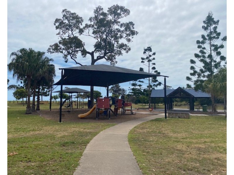 36 Sirenia Drive, Burrum Heads QLD 4659