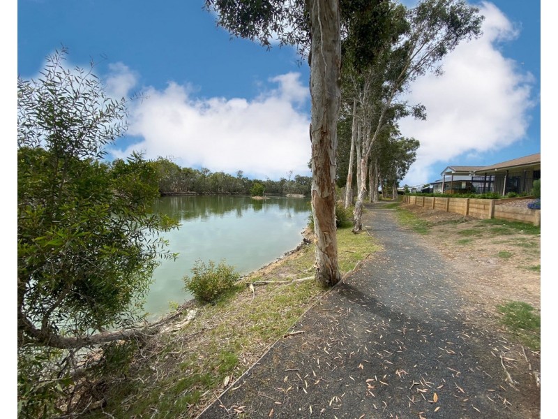 36 Sirenia Drive, Burrum Heads QLD 4659