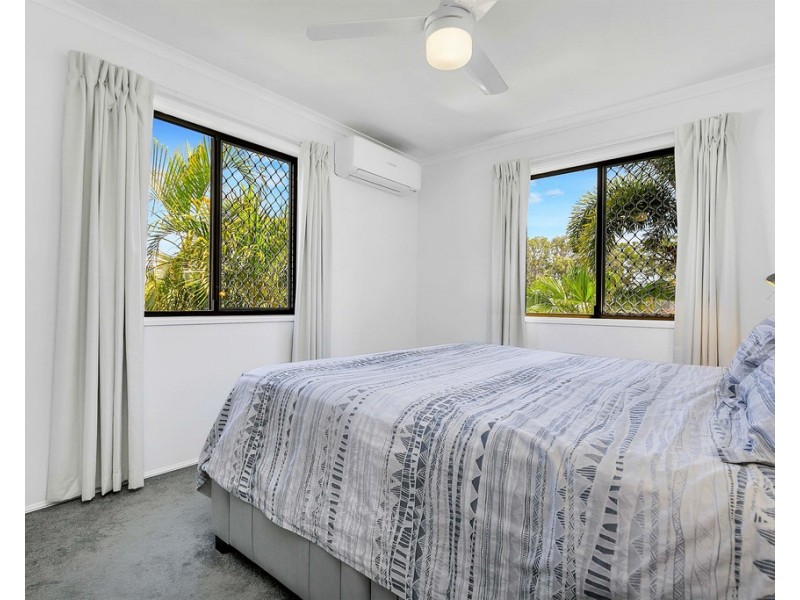 115 BURRUM STREET, Burrum Heads QLD 4659