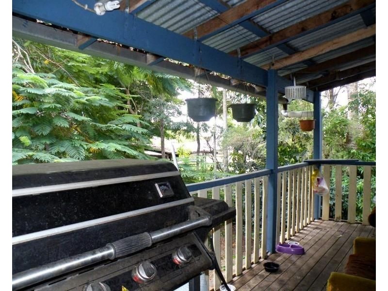 2 MARTHA STREET, Howard QLD 4659