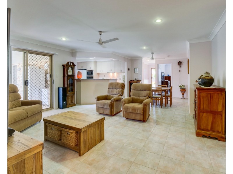 16 Warringal Court, Burrum Heads QLD 4659