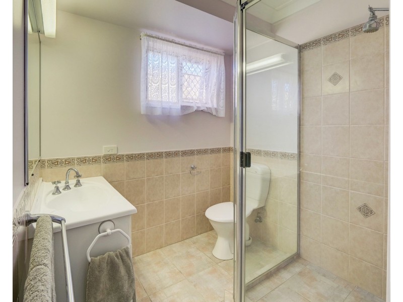 16 Warringal Court, Burrum Heads QLD 4659