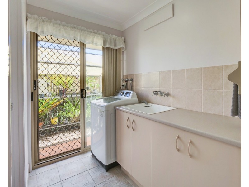16 Warringal Court, Burrum Heads QLD 4659