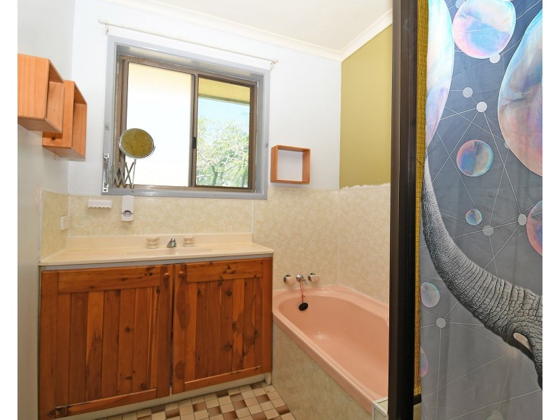 2-14 Drouin Crescent, Burrum River QLD 4659