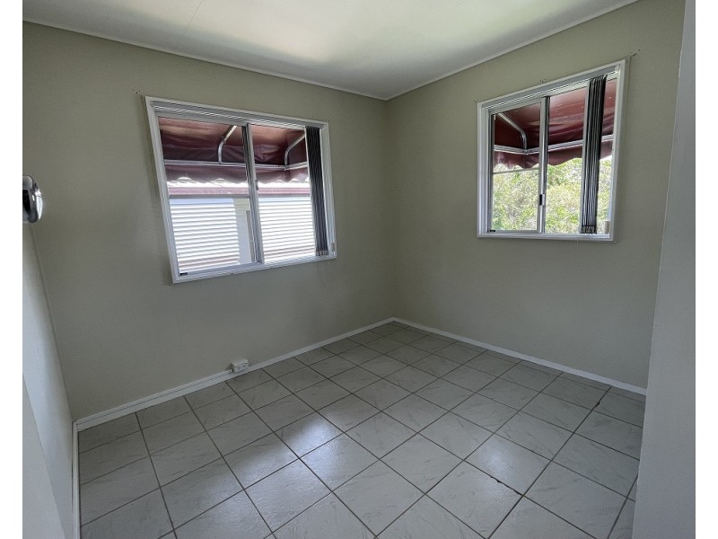 U2, 169 BURRUM STREET, Burrum Heads QLD 4659