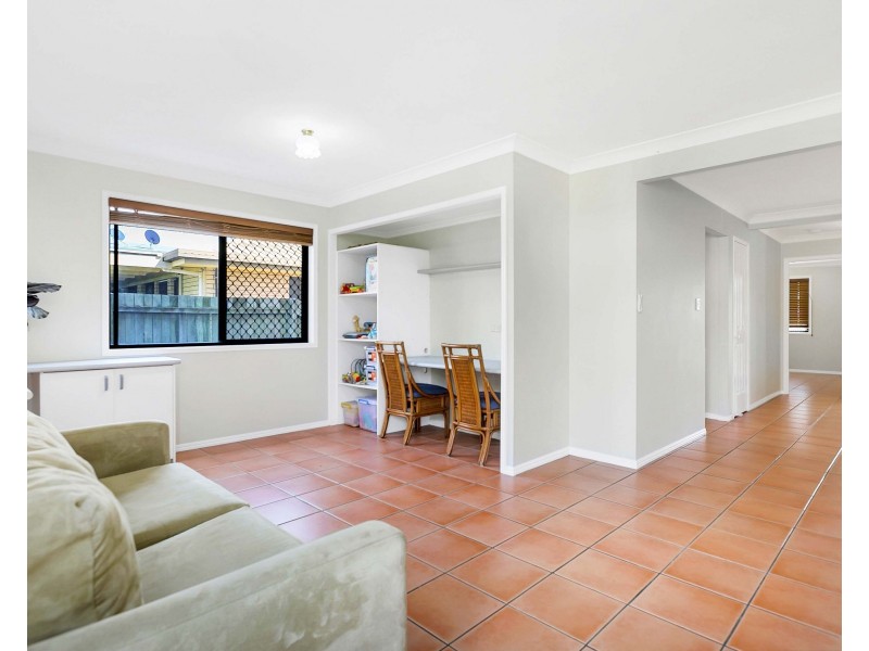 77 BURRUM STREET, Burrum Heads QLD 4659