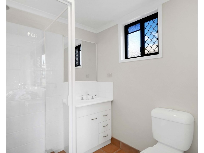 77 BURRUM STREET, Burrum Heads QLD 4659