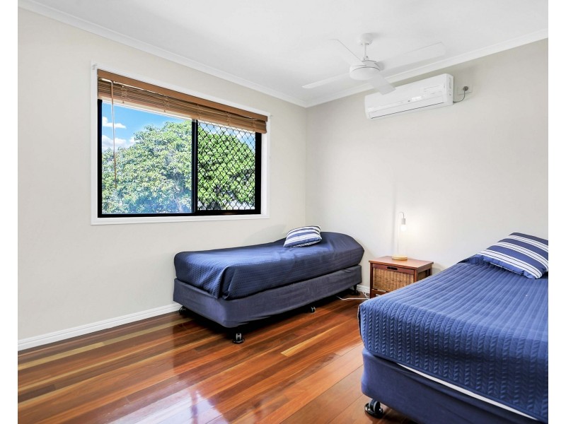 77 BURRUM STREET, Burrum Heads QLD 4659