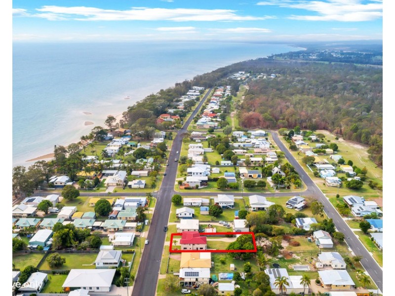77 BURRUM STREET, Burrum Heads QLD 4659