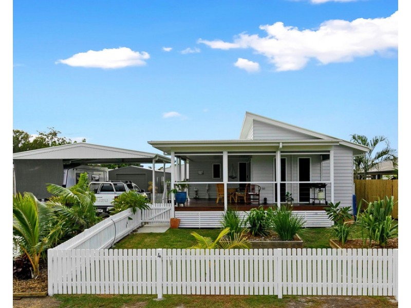 4 BULLEEN WAY, Burrum Heads QLD 4659