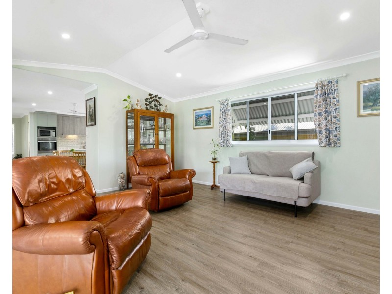 4 BULLEEN WAY, Burrum Heads QLD 4659