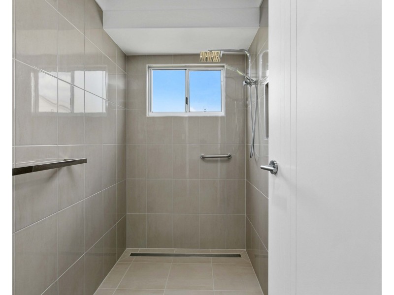 4 BULLEEN WAY, Burrum Heads QLD 4659