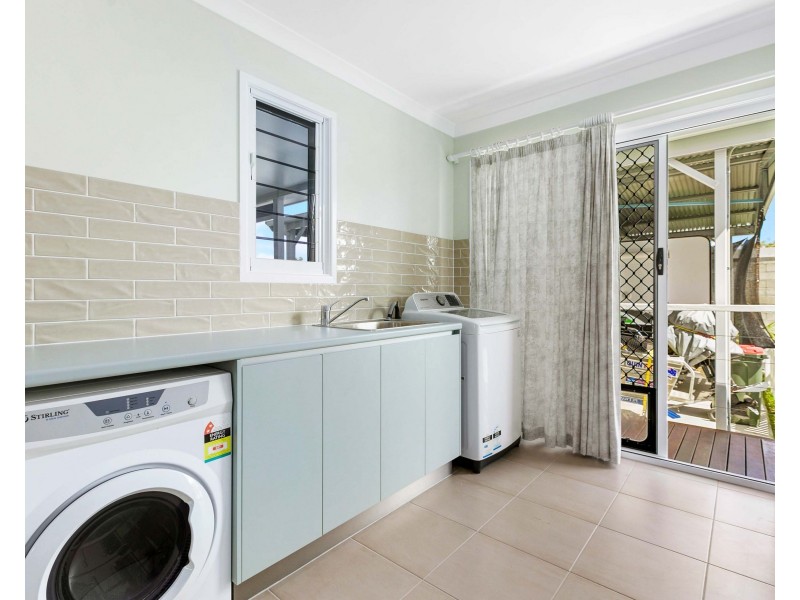 4 BULLEEN WAY, Burrum Heads QLD 4659