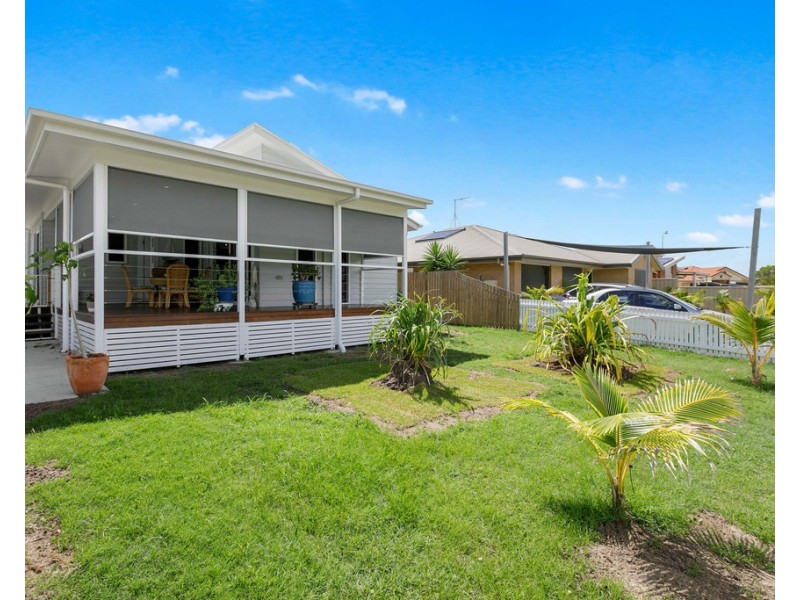 4 BULLEEN WAY, Burrum Heads QLD 4659