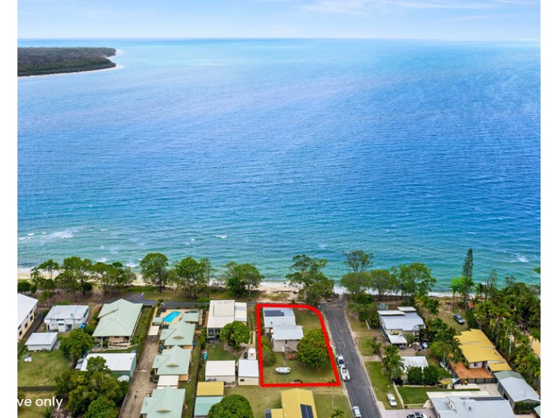 46 ESPLANADE, Burrum Heads QLD 4659