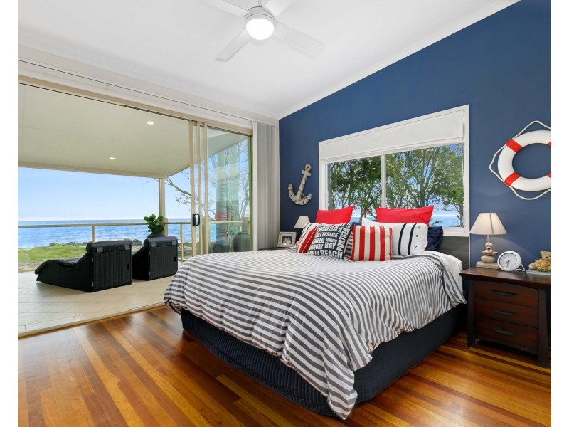 46 ESPLANADE, Burrum Heads QLD 4659