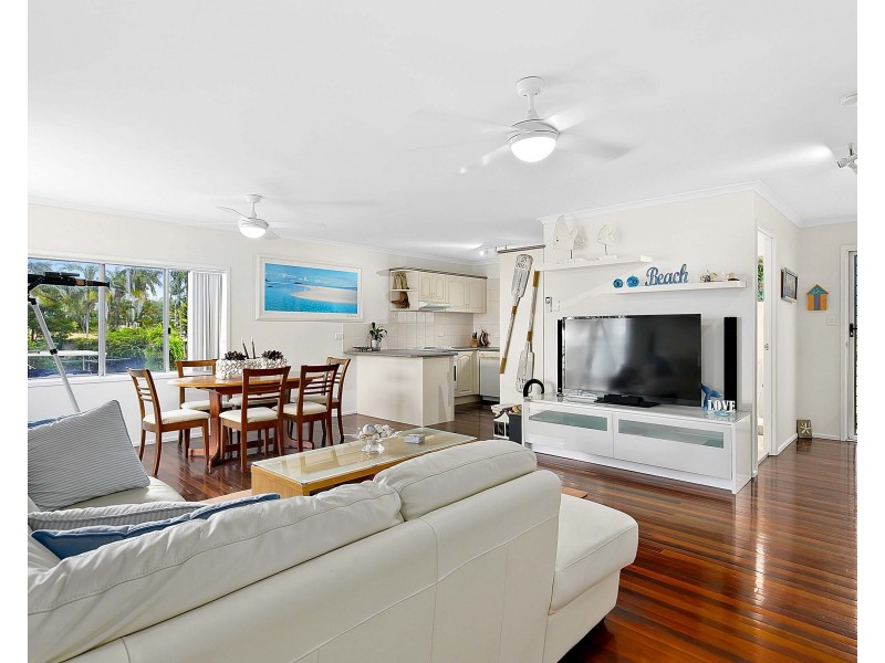 46 ESPLANADE, Burrum Heads QLD 4659