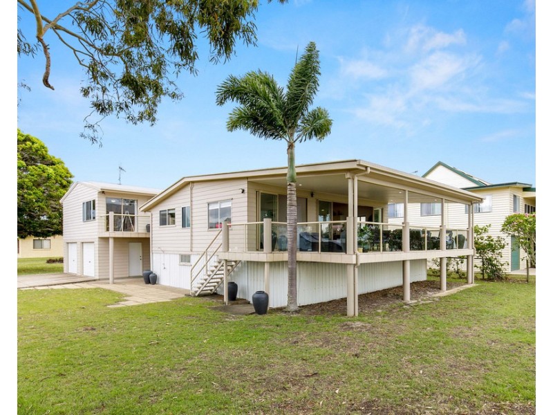 46 ESPLANADE, Burrum Heads QLD 4659