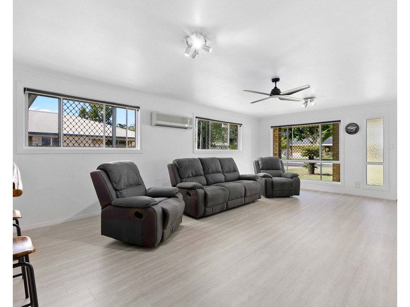 125 BURRUM STREET, Burrum Heads QLD 4659