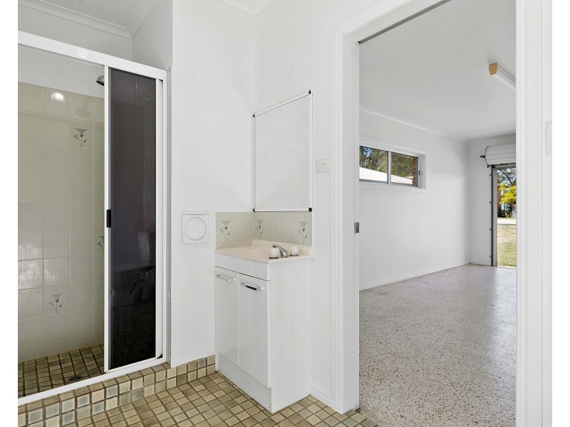 125 BURRUM STREET, Burrum Heads QLD 4659