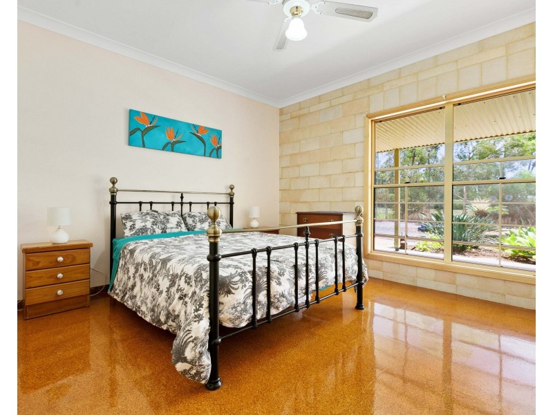 16-26 DROUIN CRESCENT, Burrum River QLD 4659