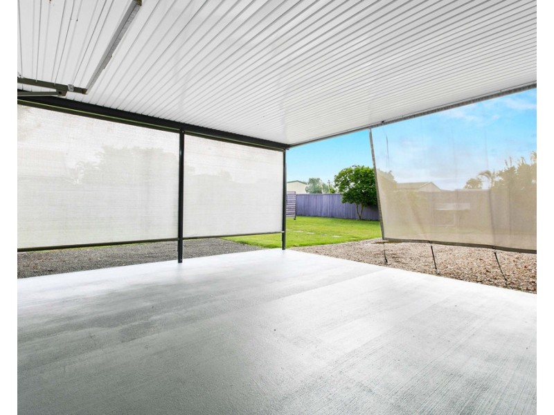 33 BEACH DRIVE, Burrum Heads QLD 4659