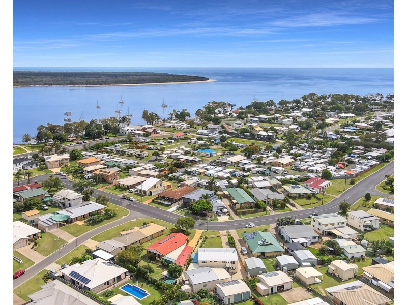 57 RIVERVIEW DRIVE, Burrum Heads QLD 4659