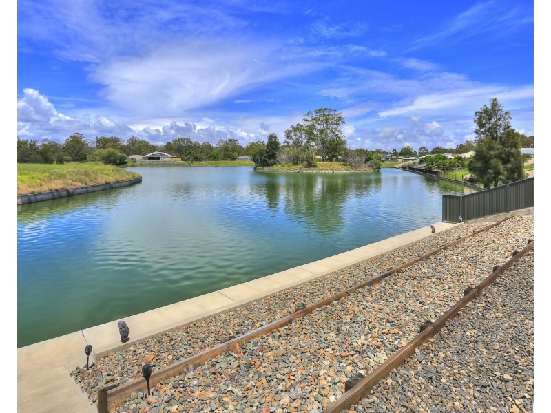 47 NORTHSHORE AVENUE, Toogoom QLD 4655