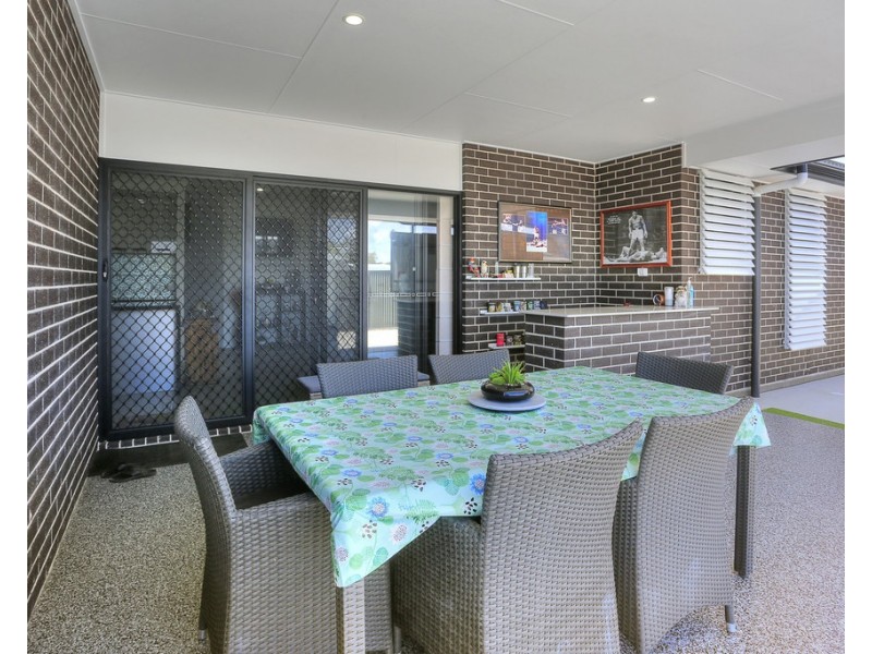 47 NORTHSHORE AVENUE, Toogoom QLD 4655