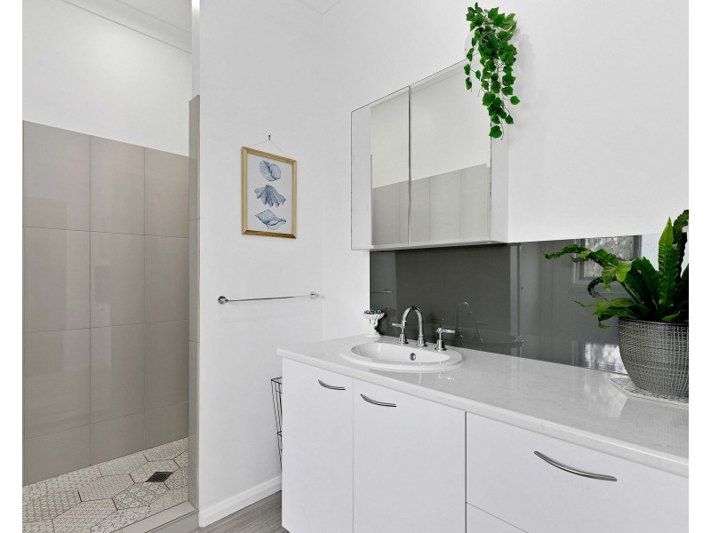137 – 259 THE YACHTSMANS DRIVE, Burrum River QLD 4659