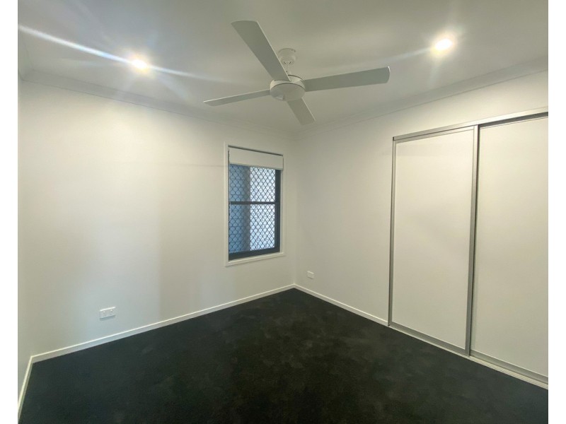 16 Porpita Circuit, Toogoom QLD 4655