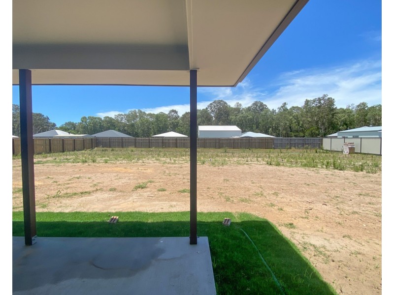 16 Porpita Circuit, Toogoom QLD 4655