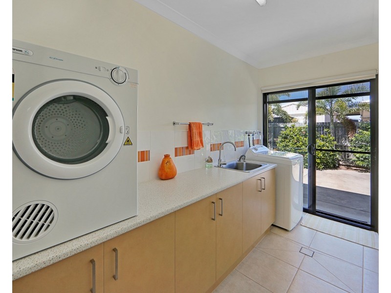 35 HONEY MYRTLE CLOSE, Burrum Heads QLD 4659