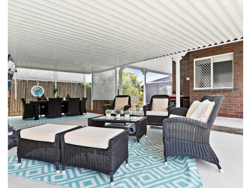 35 Beach Drive, Burrum Heads QLD 4659