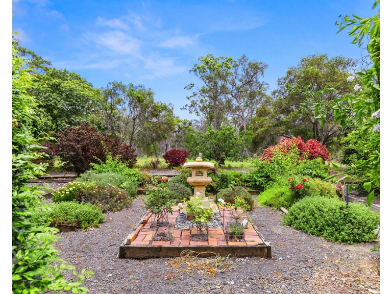 319 THE YACHTSMANS DRIVE, Burrum River QLD 4659