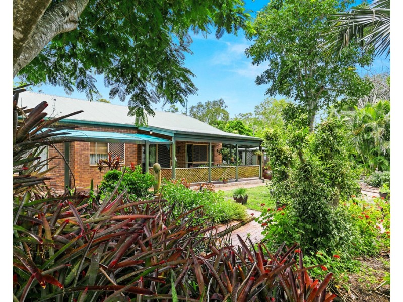319 THE YACHTSMANS DRIVE, Burrum River QLD 4659