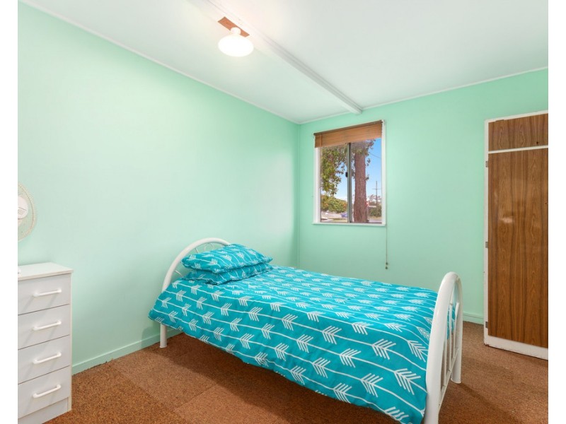 39 HOWARD STREET, Burrum Heads QLD 4659