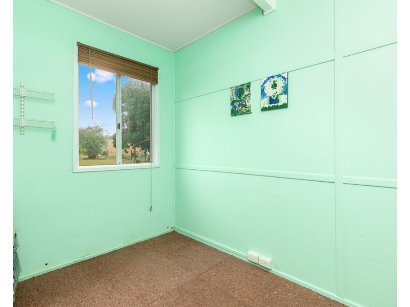 39 HOWARD STREET, Burrum Heads QLD 4659
