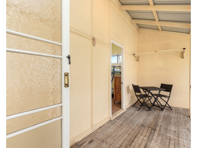 39 HOWARD STREET, Burrum Heads QLD 4659