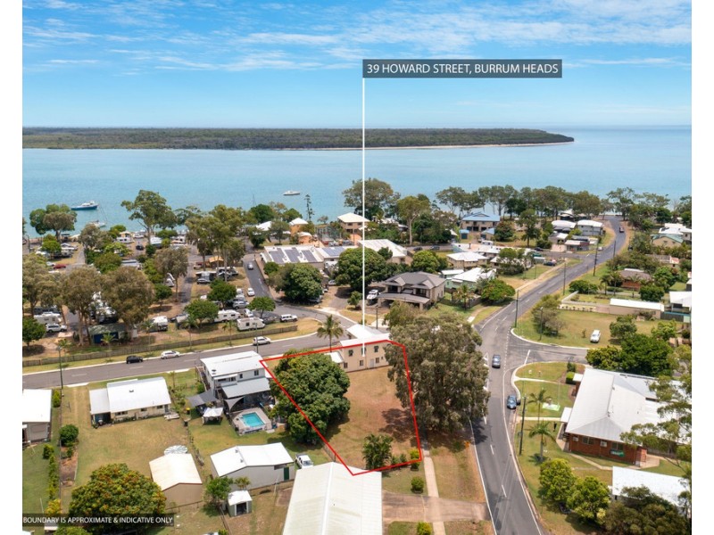 39 HOWARD STREET, Burrum Heads QLD 4659