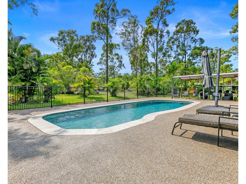 5-7 ROSSLYN DRIVE, Burrum Heads QLD 4659