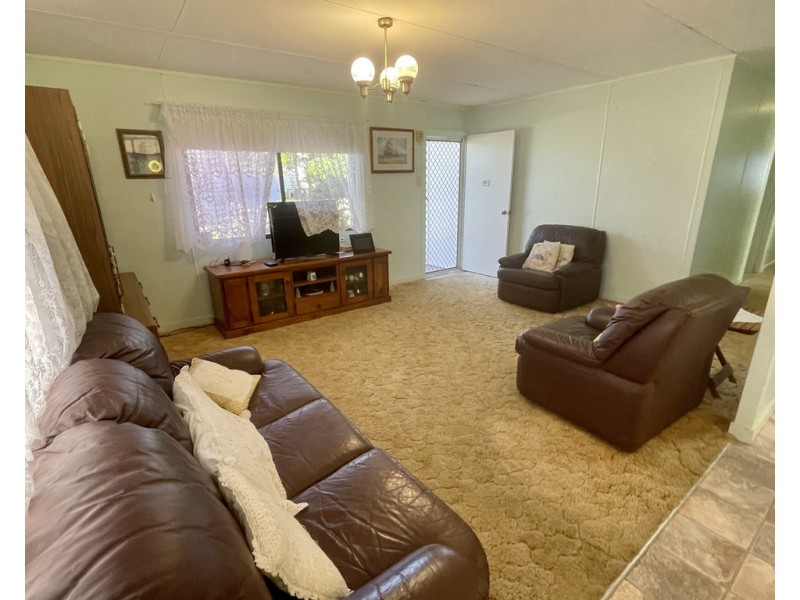 57 HOWARD STREET, Burrum Heads QLD 4659