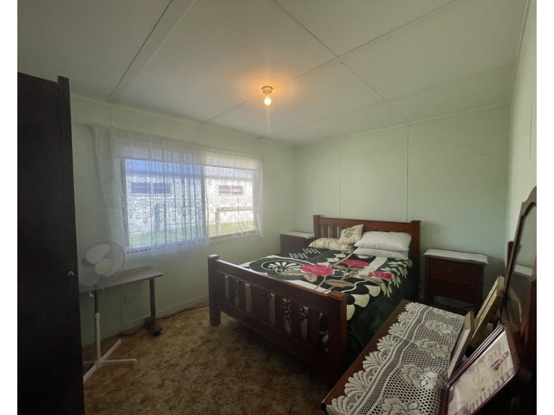 57 HOWARD STREET, Burrum Heads QLD 4659