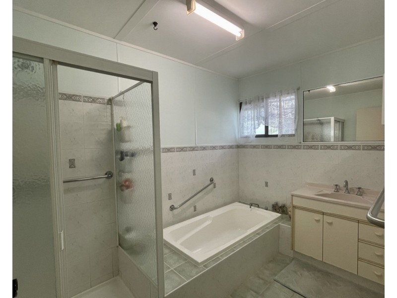 57 HOWARD STREET, Burrum Heads QLD 4659