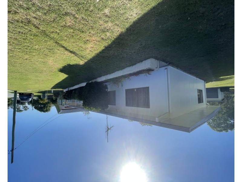 57 HOWARD STREET, Burrum Heads QLD 4659