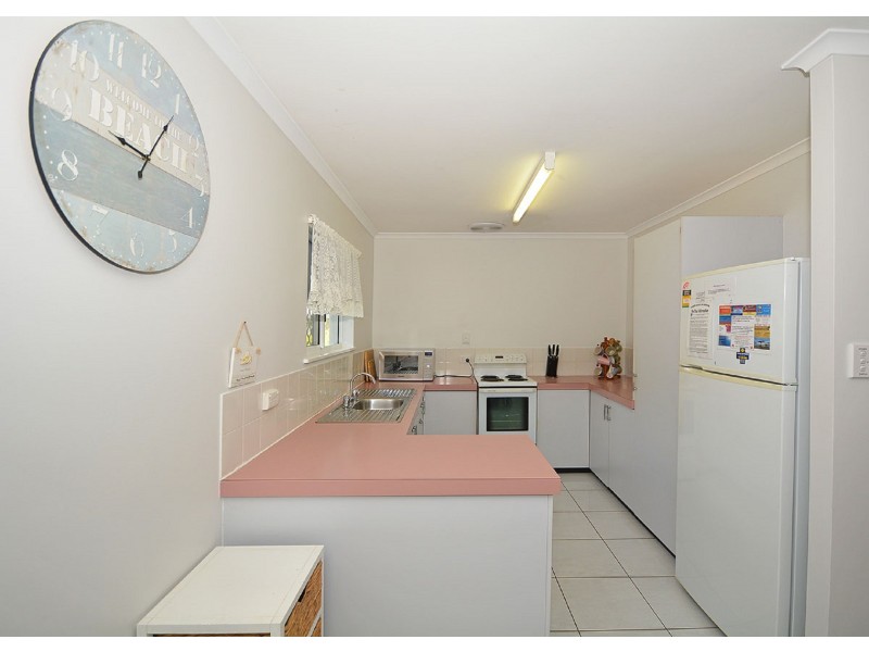 127 Burrum Street, Burrum Heads QLD 4659