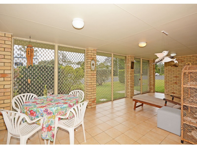 1 Simpson Street, Burrum Heads QLD 4659